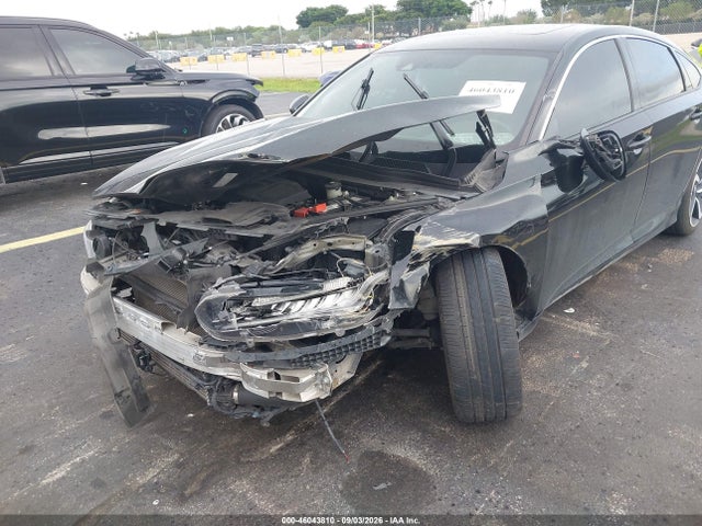 46043810 :رقم المزاد ، 1HGCV2F3XNA021503 vin ، 2022 Honda Accord Sport 2.0t مزاد بيع