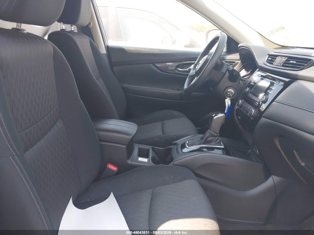 Продажа на аукционе авто 2017 Nissan Rogue S, vin: JN8AT2MTXHW384622, номер лота: 46043831