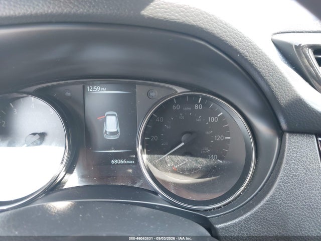 Продажа на аукционе авто 2017 Nissan Rogue S, vin: JN8AT2MTXHW384622, номер лота: 46043831