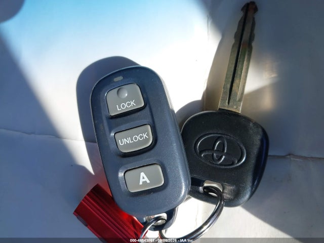 46043861 :رقم المزاد ، 4T1BF3EK0BU178596 vin ، 2011 Toyota Camry مزاد بيع