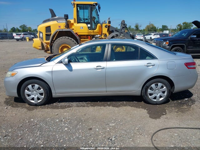 46043861 :رقم المزاد ، 4T1BF3EK0BU178596 vin ، 2011 Toyota Camry مزاد بيع