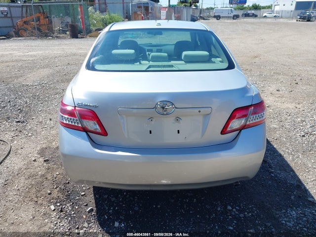 46043861 :رقم المزاد ، 4T1BF3EK0BU178596 vin ، 2011 Toyota Camry مزاد بيع