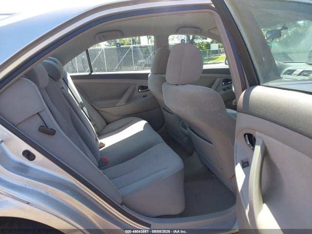 46043861 :رقم المزاد ، 4T1BF3EK0BU178596 vin ، 2011 Toyota Camry مزاد بيع