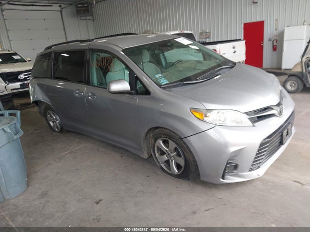Aukcja sprzedaży 2018 Toyota Sienna Le 8 Passenger, vin: 5TDKZ3DC0JS932976, numer aukcji: 46043887
