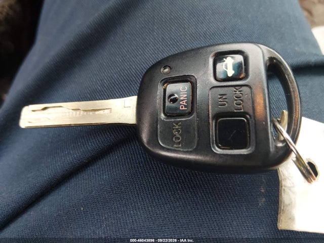 Продажа на аукционе авто 2004 Lexus Es 330, vin: JTHBA30G945015818, номер лота: 46043896