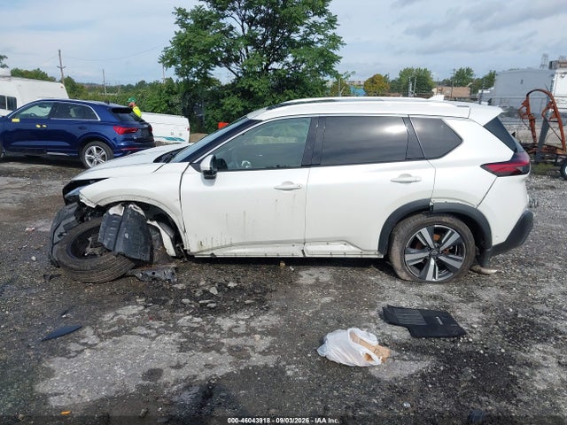 46043918 :رقم المزاد ، 5N1BT3CB7PC777875 vin ، 2023 Nissan Rogue Sl Intelligent Awd مزاد بيع