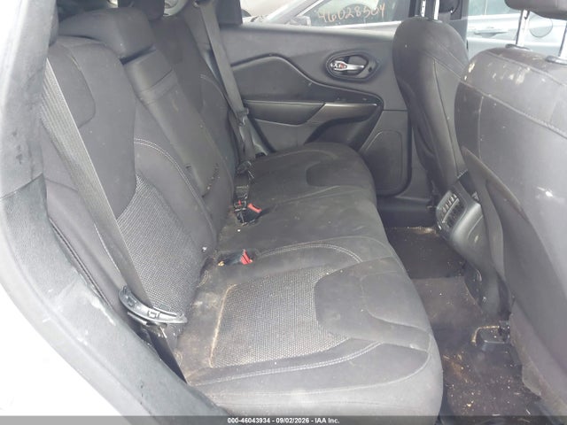 Продаж на аукціоні авто 2019 Jeep Cherokee Latitude Fwd, vin: 1C4PJLCB8KD205300, номер лоту: 46043934