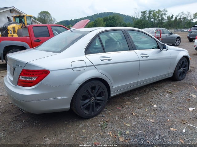 Auction sale of the 2012 Mercedes-benz C 300 Luxury 4matic, vin: WDDGF8BB9CR195189, lot number: 46043970