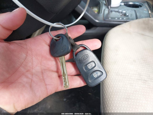 Продажа на аукционе авто 2011 Kia Sorento Lx V6, vin: 5XYKT4A26BG118302, номер лота: 46043996