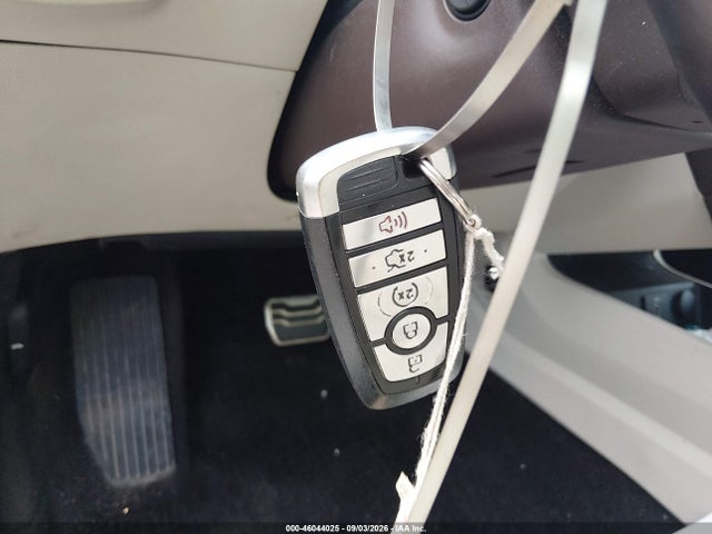 46044025 :رقم المزاد ، 3FA6P0D97HR310663 vin ، 2017 Ford Fusion Platinum مزاد بيع