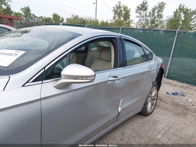 46044025 :رقم المزاد ، 3FA6P0D97HR310663 vin ، 2017 Ford Fusion Platinum مزاد بيع