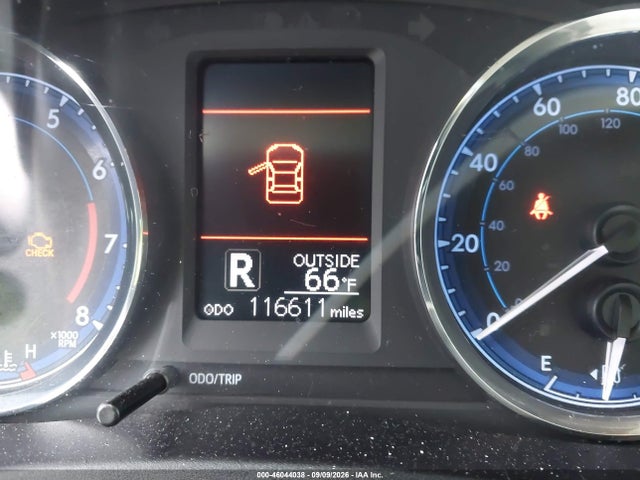46044038 :رقم المزاد ، 2T1BURHE8KC125306 vin ، 2019 Toyota Corolla Le مزاد بيع