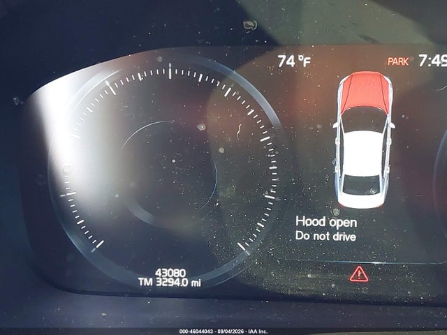 46044043 :رقم المزاد ، 7JRA22TM4KG015332 vin ، 2019 Volvo S60 T6 R-design مزاد بيع