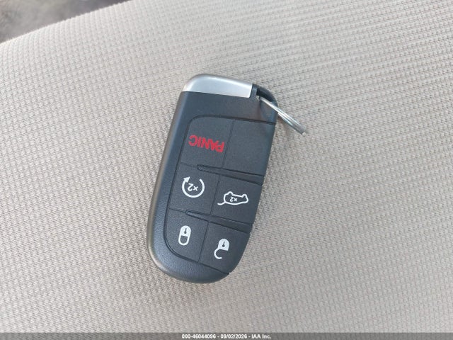 46044096 :رقم المزاد ، 1C4RJEAG5HC697236 vin ، 2017 Jeep Grand Cherokee Laredo 4x2 مزاد بيع