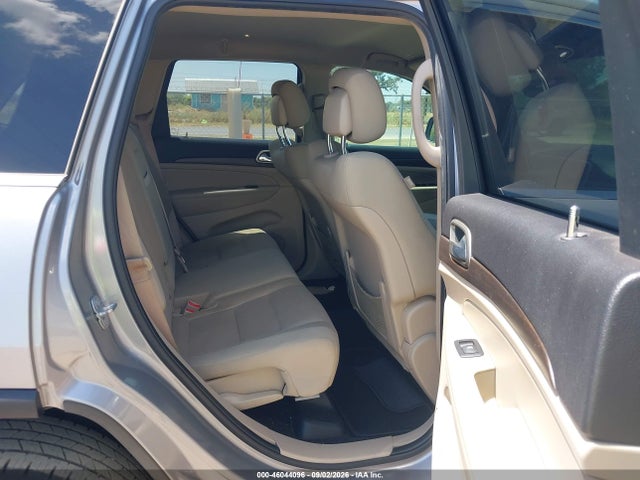 46044096 :رقم المزاد ، 1C4RJEAG5HC697236 vin ، 2017 Jeep Grand Cherokee Laredo 4x2 مزاد بيع