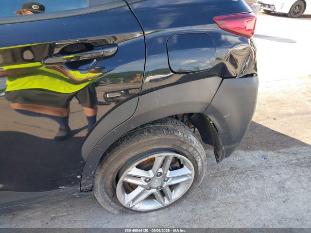 46044130 :رقم المزاد ، KM8K1CAA4LU474637 vin ، 2020 Hyundai Kona Se مزاد بيع