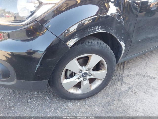 KIA Soul 2017 KNDJN2A20H7465866 Image 11