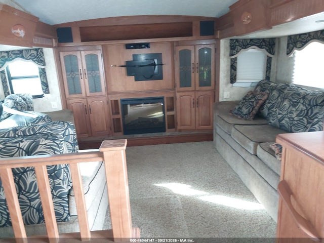 Продажа на аукционе авто 2011 Keystone Montana 3750 Fl, vin: 4YDF37524B4701847, номер лота: 46044147
