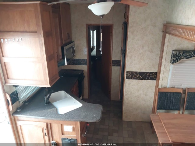 Продажа на аукционе авто 2011 Keystone Montana 3750 Fl, vin: 4YDF37524B4701847, номер лота: 46044147