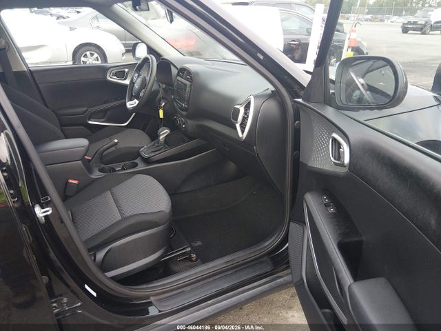 2023 Kia Soul Lx მანქანა იყიდება აუქციონზე, vin: KNDJ23AU8P7873594, აუქციონის ნომერი: 46044186