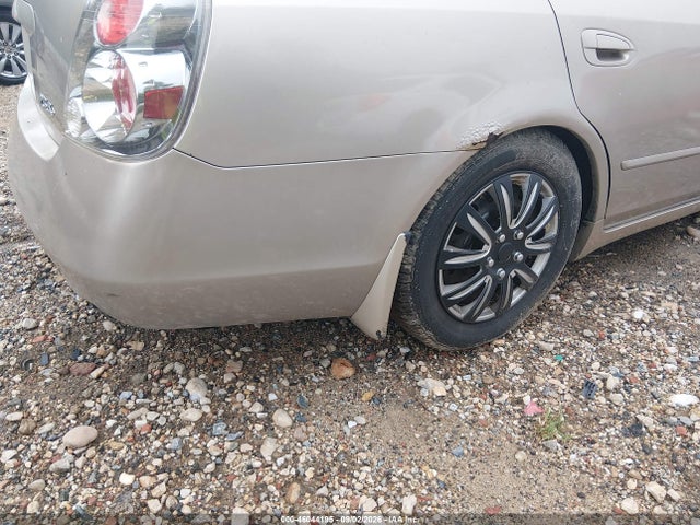 2005 Nissan Altima 2.5 S მანქანა იყიდება აუქციონზე, vin: 1N4AL11D75N477222, აუქციონის ნომერი: 46044195