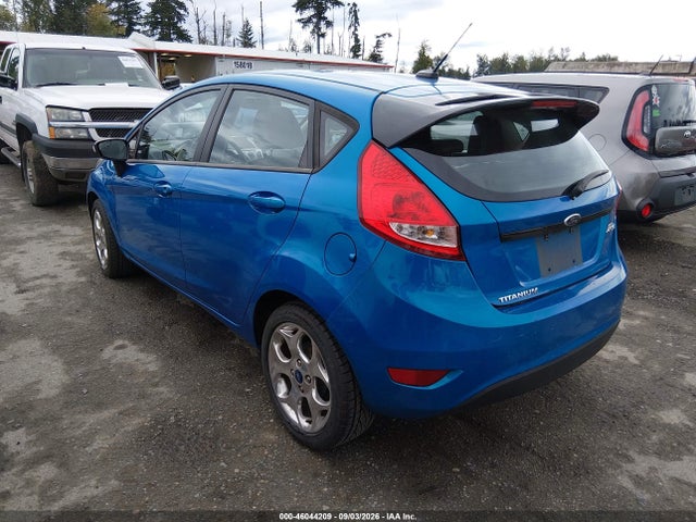2013 Ford Fiesta Titanium მანქანა იყიდება აუქციონზე, vin: 3FADP4FJ2DM205767, აუქციონის ნომერი: 46044209
