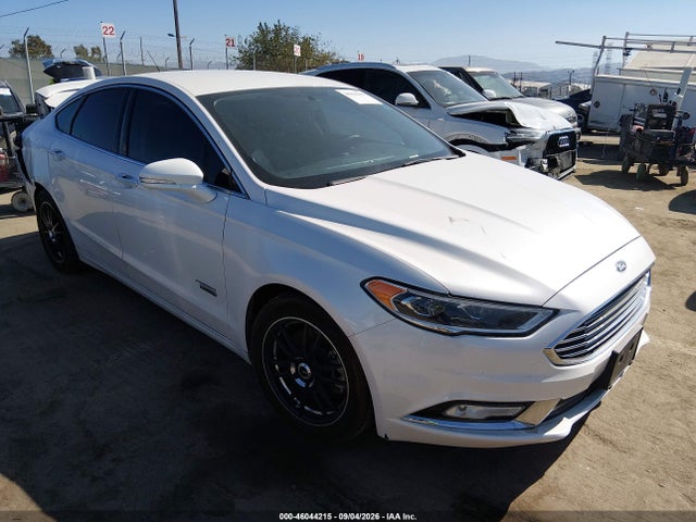 2018 Ford Fusion Energi Platinum/titanium მანქანა იყიდება აუქციონზე, vin: 3FA6P0SU9JR186943, აუქციონის ნომერი: 46044215