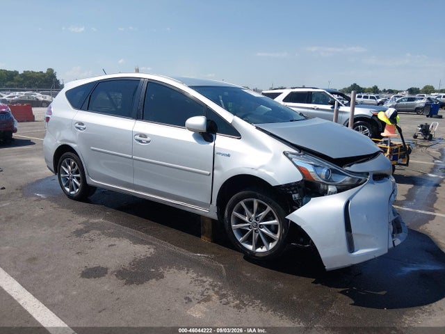 Продаж на аукціоні авто 2015 Toyota Prius V Five, vin: JTDZN3EU4FJ038002, номер лоту: 46044222