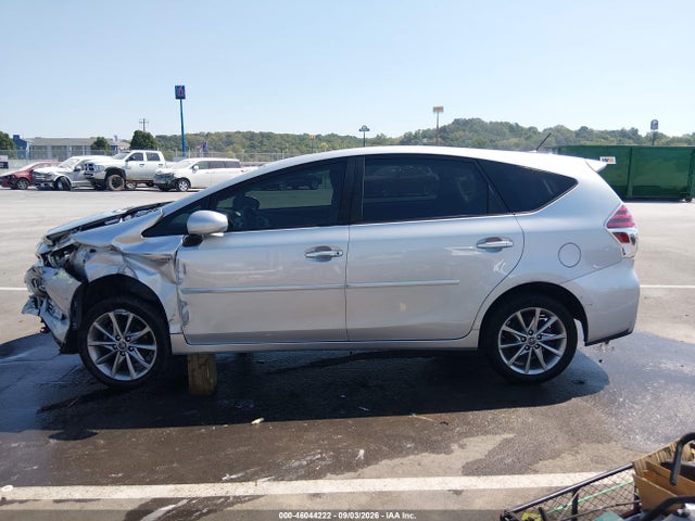 46044222 :رقم المزاد ، JTDZN3EU4FJ038002 vin ، 2015 Toyota Prius V Five مزاد بيع