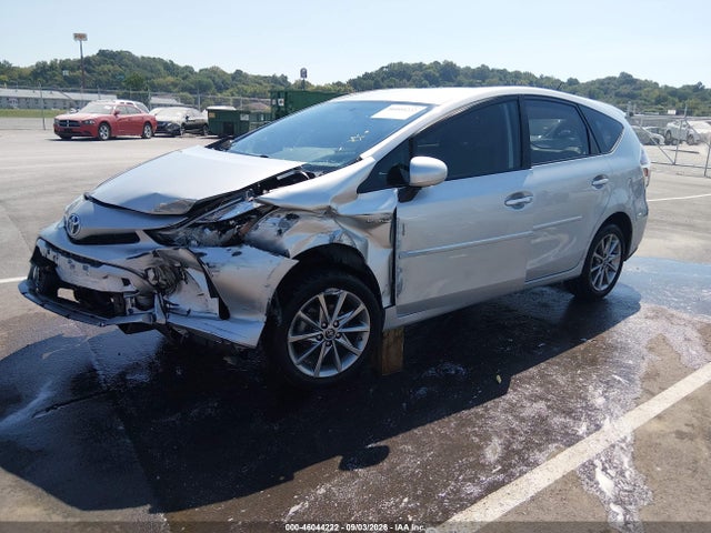 46044222 :رقم المزاد ، JTDZN3EU4FJ038002 vin ، 2015 Toyota Prius V Five مزاد بيع
