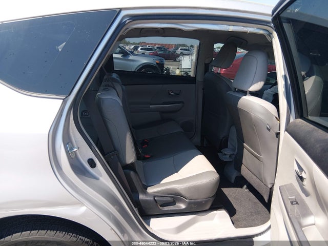 46044222 :رقم المزاد ، JTDZN3EU4FJ038002 vin ، 2015 Toyota Prius V Five مزاد بيع