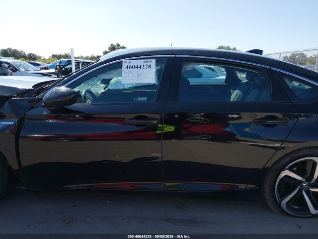 2022 Honda Accord Hybrid Sport მანქანა იყიდება აუქციონზე, vin: 1HGCV3F24NA036446, აუქციონის ნომერი: 46044228