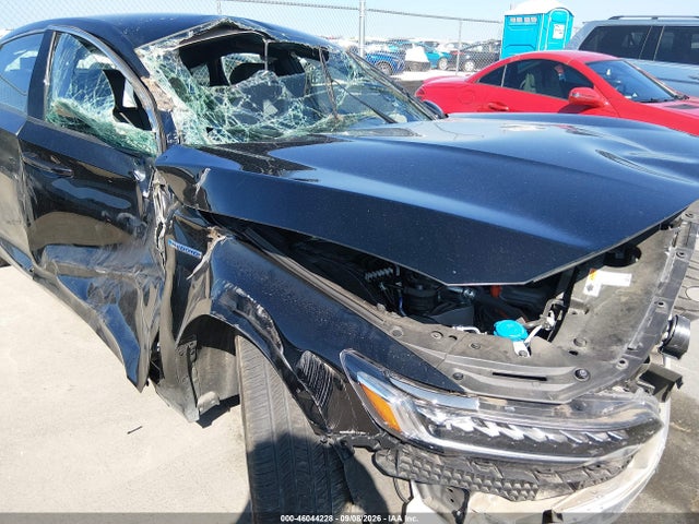 2022 Honda Accord Hybrid Sport მანქანა იყიდება აუქციონზე, vin: 1HGCV3F24NA036446, აუქციონის ნომერი: 46044228