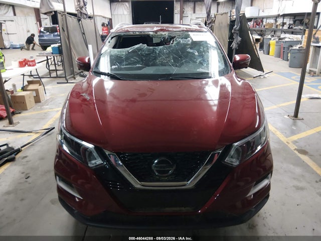 2022 Nissan Rogue Sport Sl Fwd Xtronic Cvt მანქანა იყიდება აუქციონზე, vin: JN1BJ1CV0NW351307, აუქციონის ნომერი: 46044288