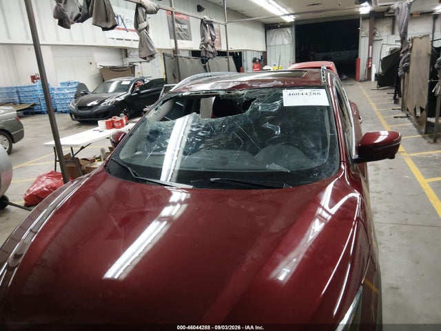 2022 Nissan Rogue Sport Sl Fwd Xtronic Cvt მანქანა იყიდება აუქციონზე, vin: JN1BJ1CV0NW351307, აუქციონის ნომერი: 46044288