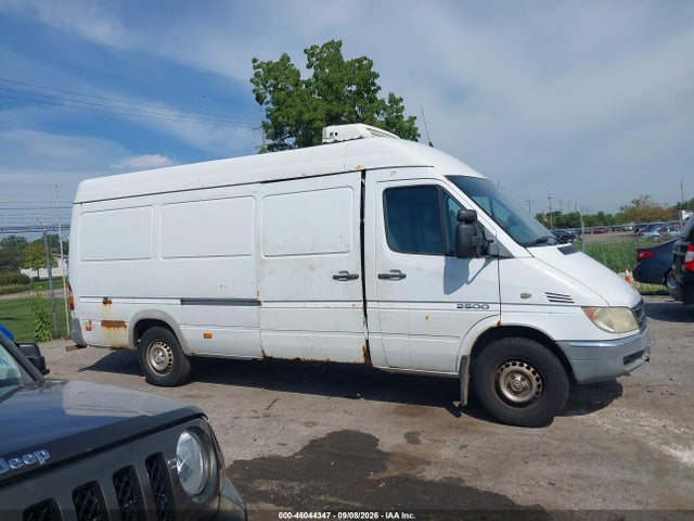 2005 Dodge Sprinter Van 2500 Shc მანქანა იყიდება აუქციონზე, vin: WD2PD744055734199, აუქციონის ნომერი: 46044347