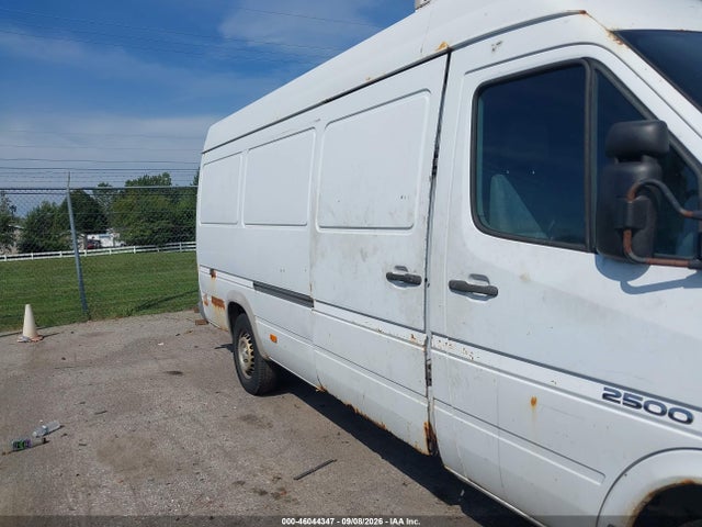 2005 Dodge Sprinter Van 2500 Shc მანქანა იყიდება აუქციონზე, vin: WD2PD744055734199, აუქციონის ნომერი: 46044347