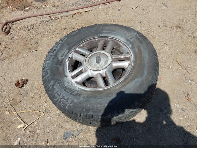 2004 Ford Expedition Xlt მანქანა იყიდება აუქციონზე, vin: 1FMRU15W04LB81907, აუქციონის ნომერი: 46044355