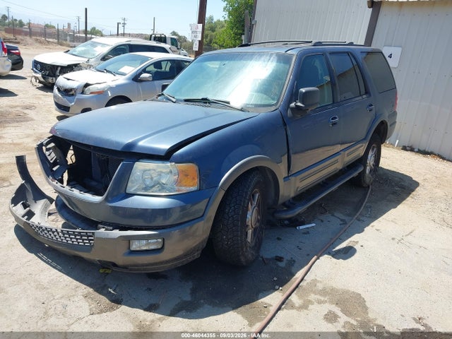 2004 Ford Expedition Xlt მანქანა იყიდება აუქციონზე, vin: 1FMRU15W04LB81907, აუქციონის ნომერი: 46044355