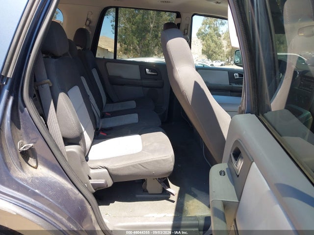 2004 Ford Expedition Xlt მანქანა იყიდება აუქციონზე, vin: 1FMRU15W04LB81907, აუქციონის ნომერი: 46044355