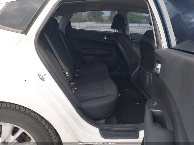 Продажа на аукционе авто 2016 Kia Optima Lx, vin: KNAGT4L38G5101283, номер лота: 46044360