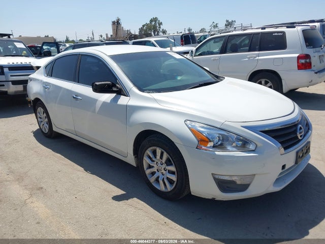 2014 Nissan Altima 2.5 S მანქანა იყიდება აუქციონზე, vin: 1N4AL3AP4EN208410, აუქციონის ნომერი: 46044377
