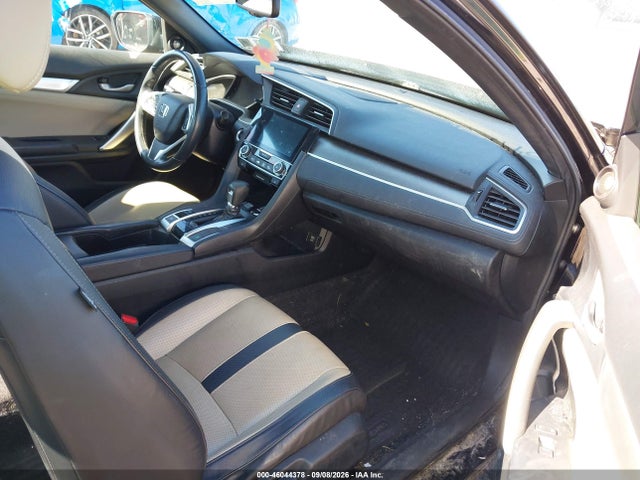 46044378 :رقم المزاد ، 2HGFC3B76HH353669 vin ، 2017 Honda Civic Ex-l مزاد بيع