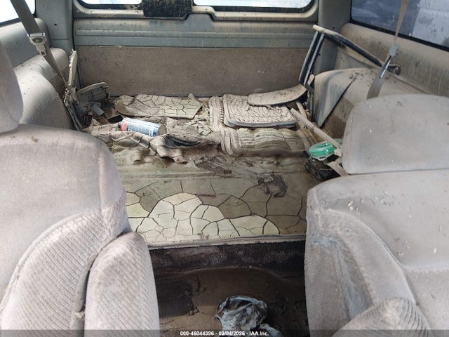 Продаж на аукціоні авто 1995 Chevrolet Tahoe K1500, vin: 3GNEK18K5SG119924, номер лоту: 46044396