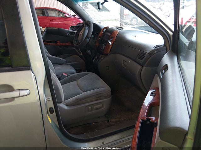 2006 Toyota Sienna Xle მანქანა იყიდება აუქციონზე, vin: 5TDZA22C56S572078, აუქციონის ნომერი: 46044410