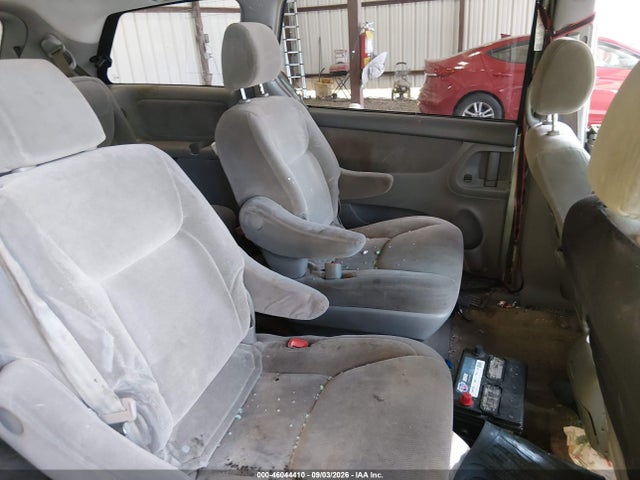 2006 Toyota Sienna Xle მანქანა იყიდება აუქციონზე, vin: 5TDZA22C56S572078, აუქციონის ნომერი: 46044410