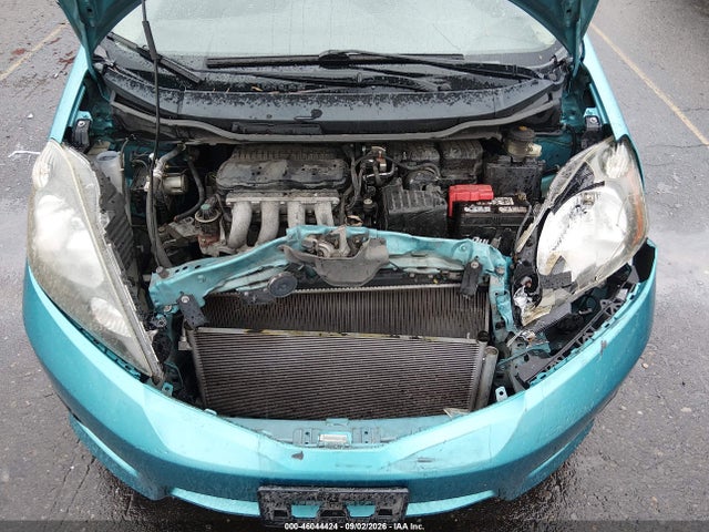 46044424 :رقم المزاد ، JHMGE8H58DC006985 vin ، 2013 Honda Fit Sport مزاد بيع