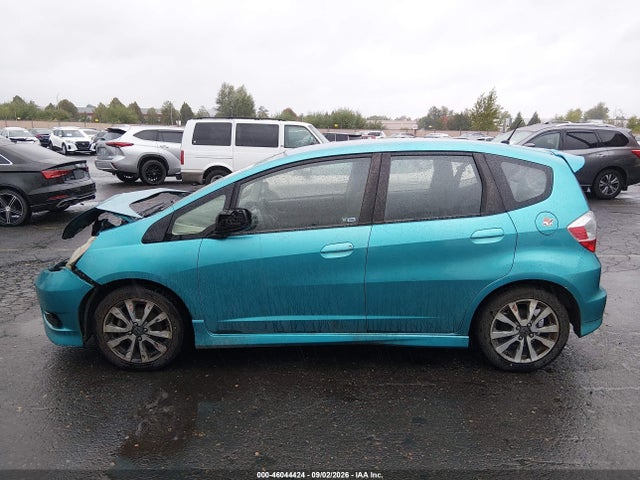 46044424 :رقم المزاد ، JHMGE8H58DC006985 vin ، 2013 Honda Fit Sport مزاد بيع