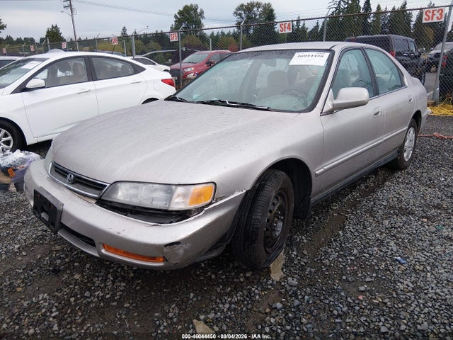 1997 Honda Accord Sdn Value Pkg მანქანა იყიდება აუქციონზე, vin: 1HGCD5688VA156530, აუქციონის ნომერი: 46044450