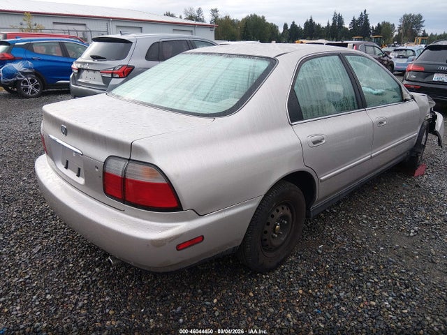 1997 Honda Accord Sdn Value Pkg მანქანა იყიდება აუქციონზე, vin: 1HGCD5688VA156530, აუქციონის ნომერი: 46044450
